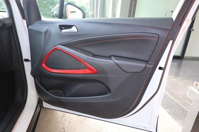 OPEL Crossland usata 96