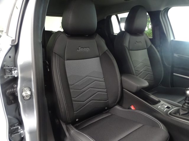 JEEP Avenger usata, con Portellone posteriore elettrico