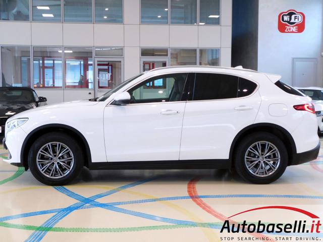 ALFA ROMEO Stelvio usata, con Volante in pelle