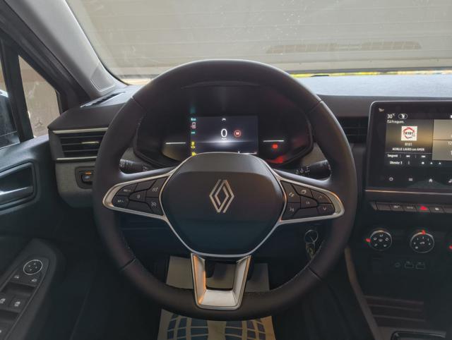 RENAULT Clio usata, con Autoradio
