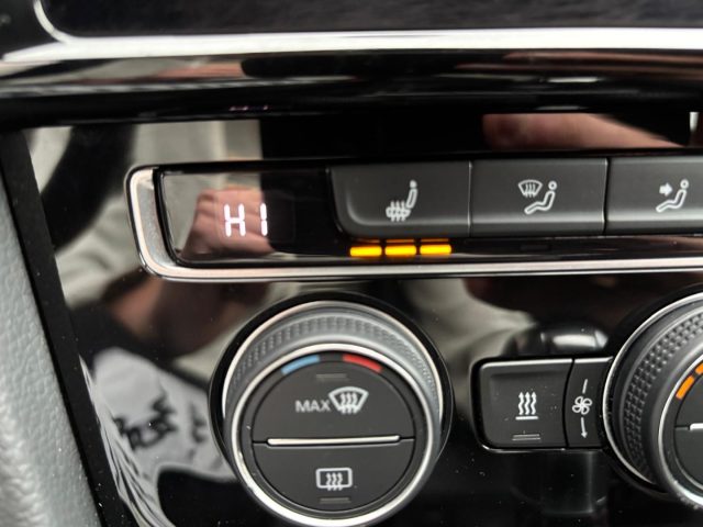 VOLKSWAGEN Golf GTI usata, con Bluetooth
