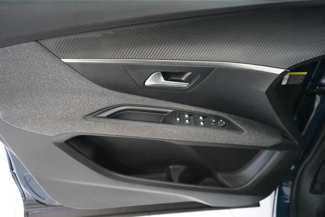 PEUGEOT 3008 usata 31