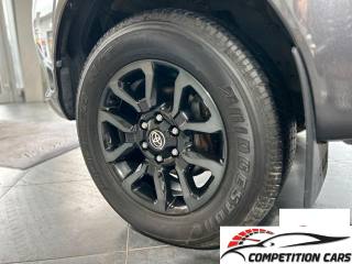 TOYOTA Hilux usata, con Specchietti laterali elettrici