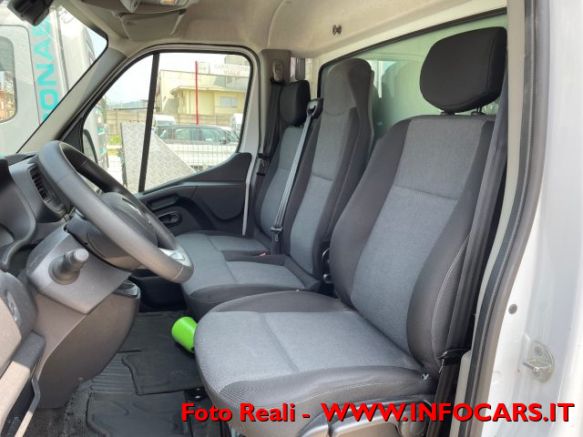 RENAULT Master usata, con Autoradio