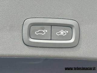 VOLVO XC40 usata, con Fari LED