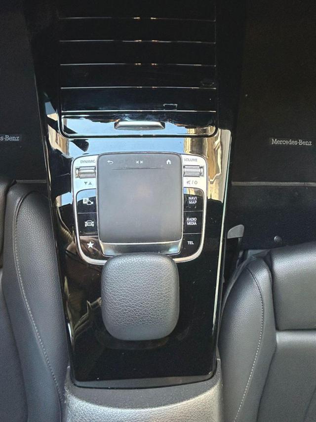 MERCEDES-BENZ A 180 usata, con Telecamera per parcheggio assistito