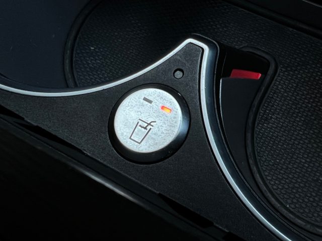 MERCEDES-BENZ GLE 350 usata, con USB