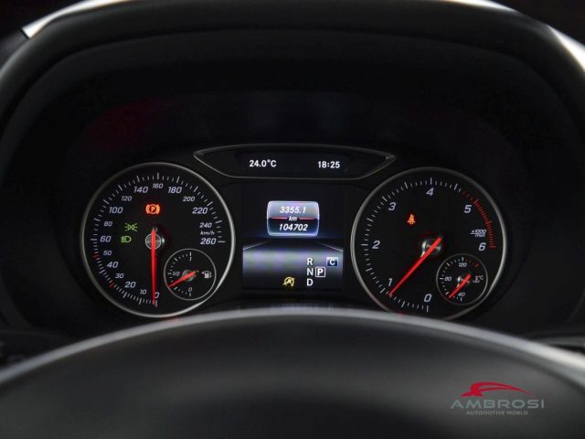 MERCEDES-BENZ B 180 usata 12