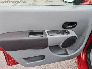 RENAULT Modus usata, con Ruota di riserva