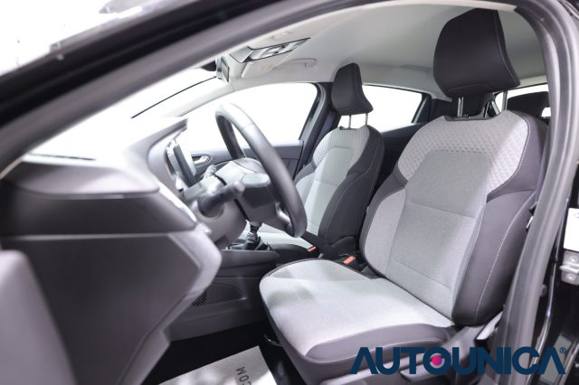 RENAULT Clio usata, con Autoradio