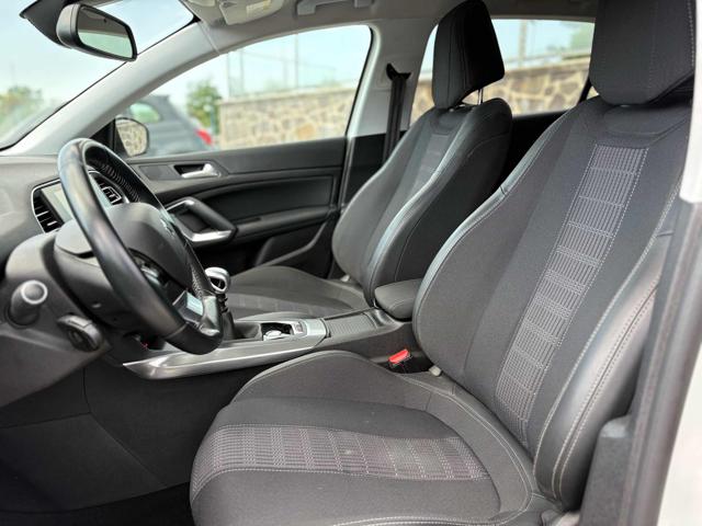 PEUGEOT 308 usata, con Autoradio