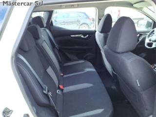NISSAN Qashqai usata, con Boardcomputer