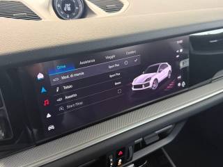 PORSCHE Cayenne usata, con Controllo trazione
