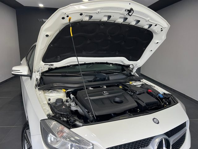 MERCEDES-BENZ A 180 usata, con Fendinebbia