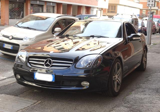 MERCEDES-BENZ SLK 200 usata, con Airbag