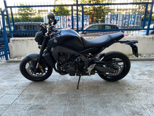 YAMAHA MT-09 usata 4