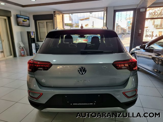 VOLKSWAGEN T-Roc usata, con Alzacristalli elettrici