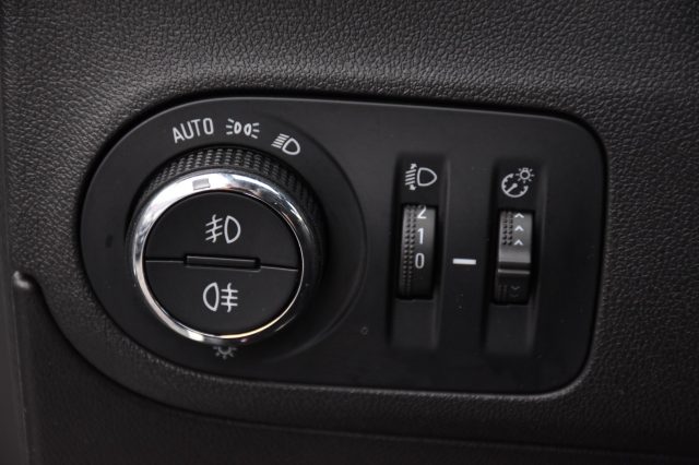 OPEL Crossland usata, con Sistema di navigazione