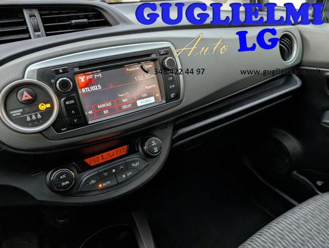 TOYOTA Yaris usata, con Airbag testa