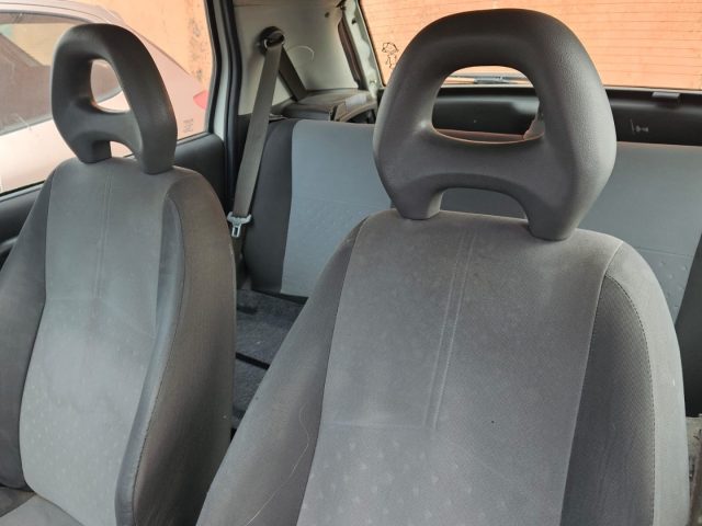 FIAT Punto usata 9