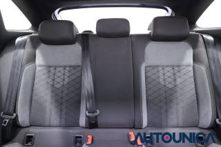 VOLKSWAGEN Taigo usata, con Sensore di luce