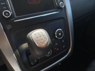 MAHINDRA KUV100 usata, con Climatizzatore