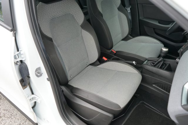 RENAULT Clio usata, con Controllo elettronico della corsia
