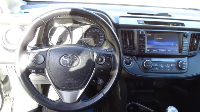 TOYOTA RAV 4 usata, con Fendinebbia