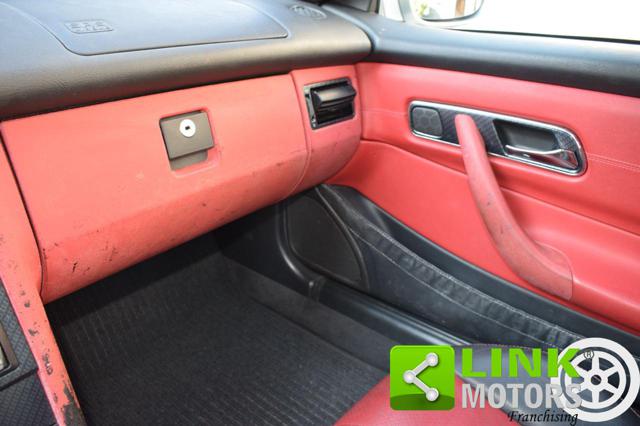 MERCEDES-BENZ SLK 200 usata 24
