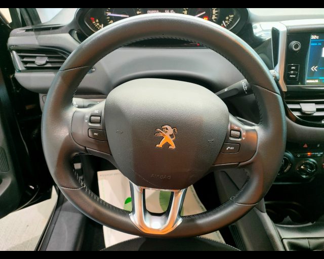 PEUGEOT 208 usata, con Luci diurne LED