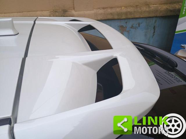 TOYOTA C-HR usata, con Park Distance Control