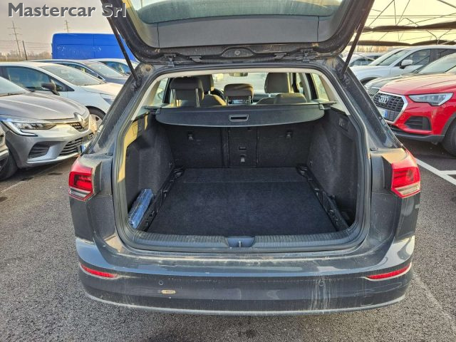 VOLKSWAGEN Golf Variant usata, con Servosterzo