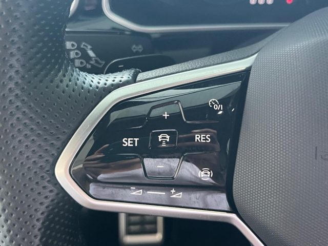 VOLKSWAGEN T-Roc usata, con Bracciolo