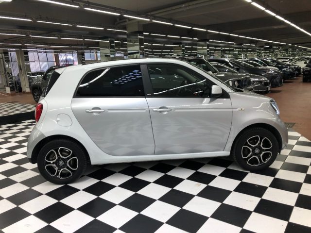 SMART ForFour usata, con Controllo trazione