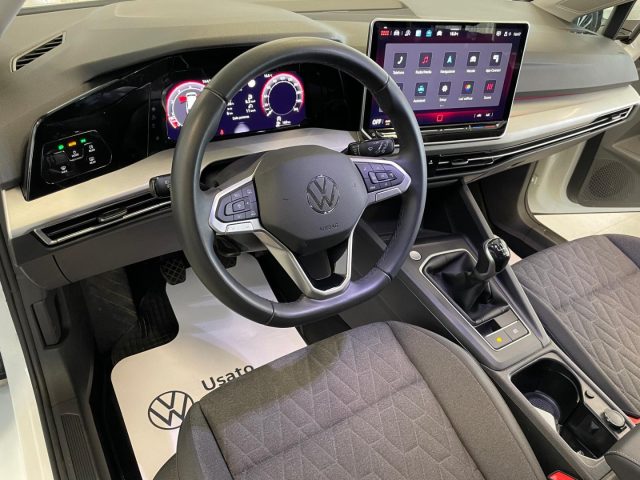 VOLKSWAGEN Golf Variant usata, con Autoradio