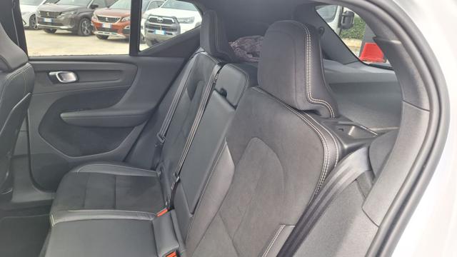 VOLVO XC40 usata, con Controllo trazione
