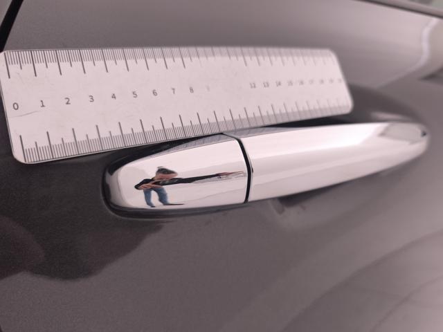 KIA Niro usata, con Luci diurne