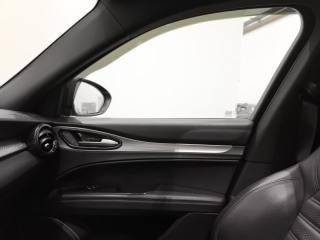 ALFA ROMEO Stelvio usata, con Vetri oscurati