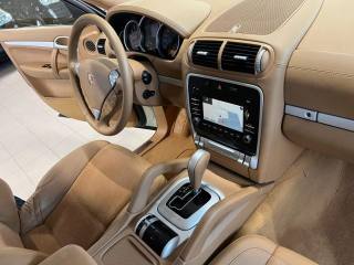 PORSCHE Cayenne usata, con Bracciolo