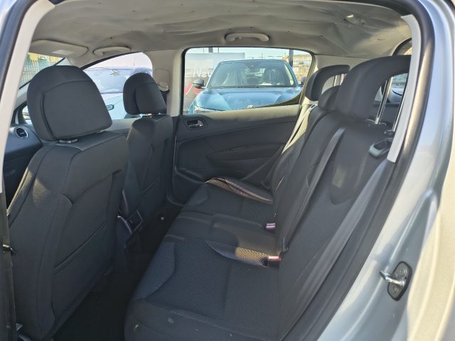 PEUGEOT 308 usata, con Controllo automatico clima