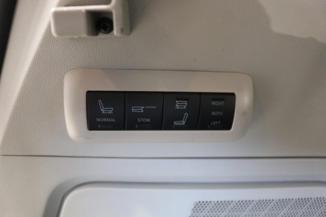 CHRYSLER Grand Voyager usata 19