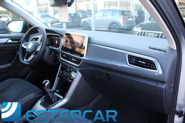 VOLKSWAGEN T-Roc usata, con Controllo automatico clima