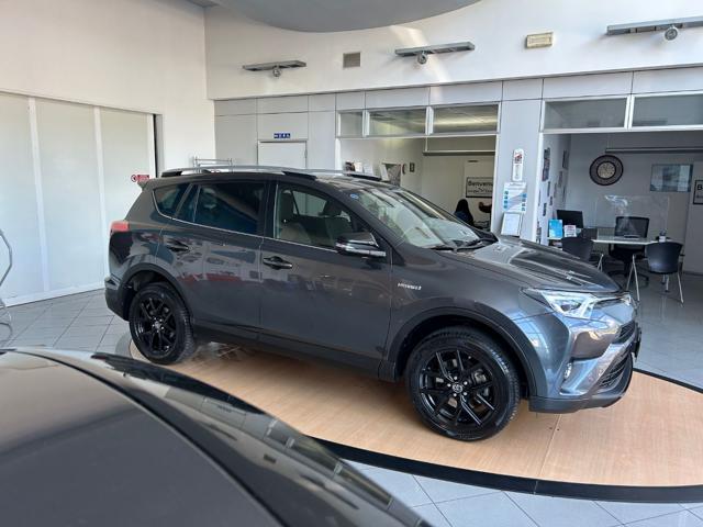 TOYOTA RAV 4 usata, con Airbag Passeggero