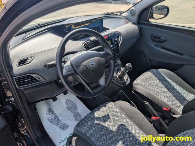 LANCIA Ypsilon usata 19