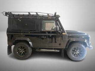 LAND ROVER Defender usata, con Autoradio