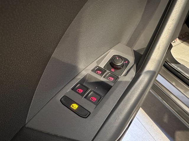 VOLKSWAGEN T-Cross usata, con Controllo elettronico della corsia