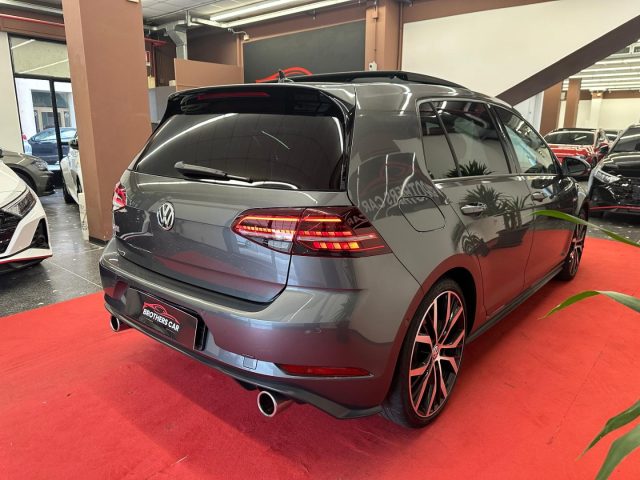 VOLKSWAGEN Golf GTI usata, con Autoradio