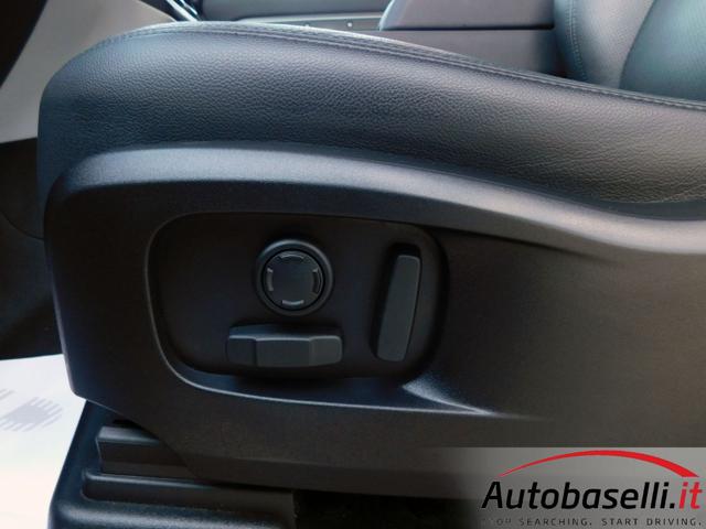 LAND ROVER Defender usata, con Android Auto