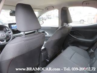 TOYOTA Yaris usata, con Bracciolo