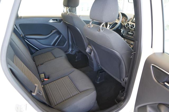 MERCEDES-BENZ B 180 usata 23